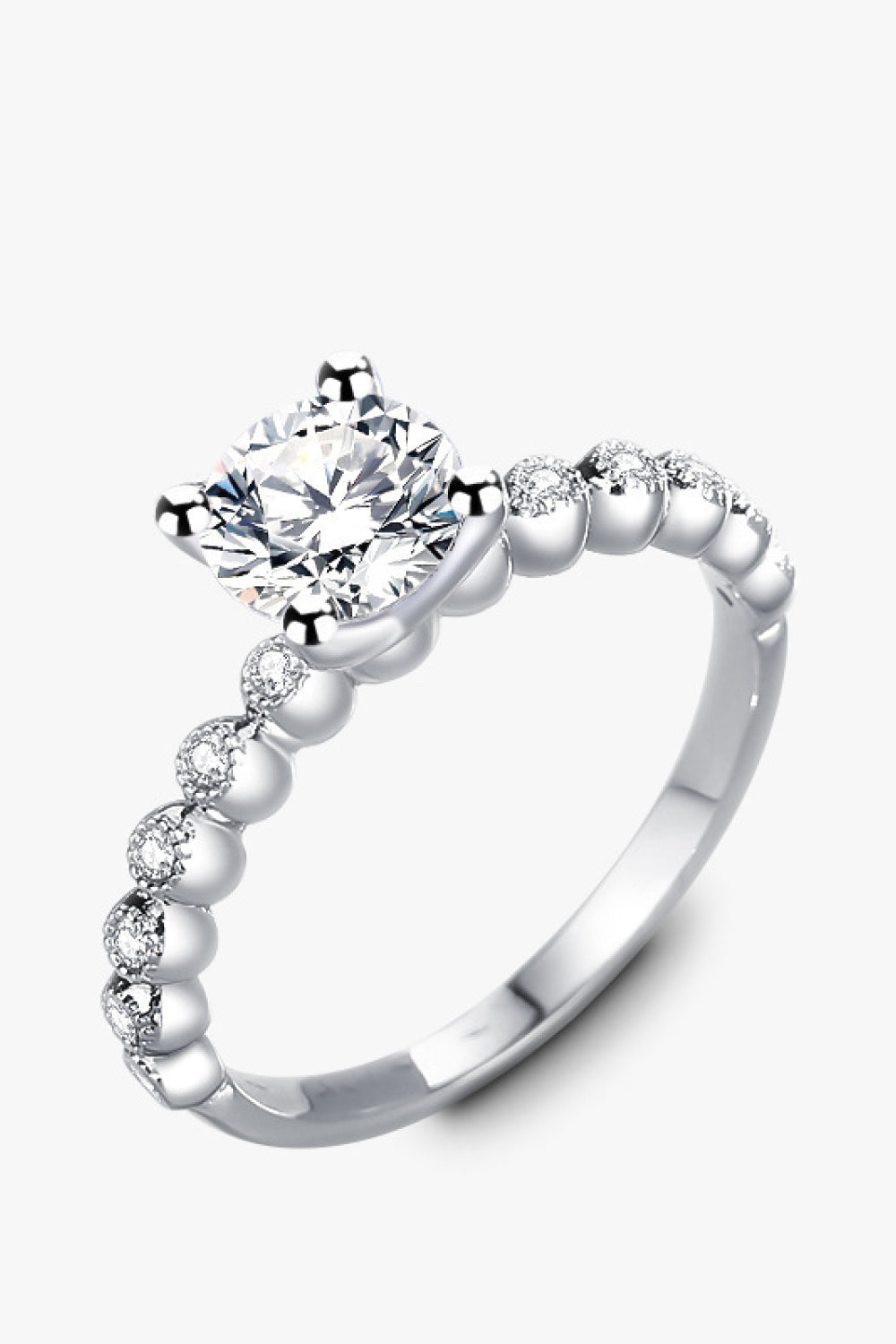 Classic 4-Prong Brilliant Round Cut Sparkala™ Moissanite Ring