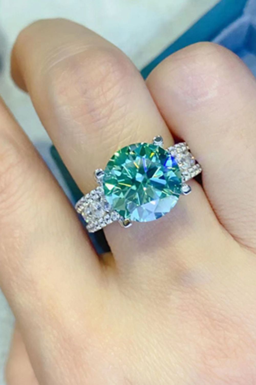 5 Carat Green Round Brilliant Cut Moissanite 4-Prong Wide Band Ring - Sparkala