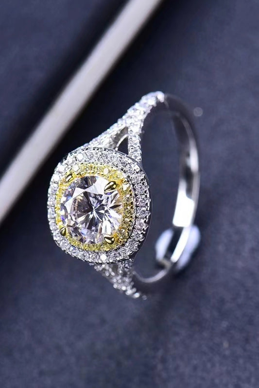 Two-Tone 1 Carat Yellow Brilliant Round Cut Sparkala™ Ring