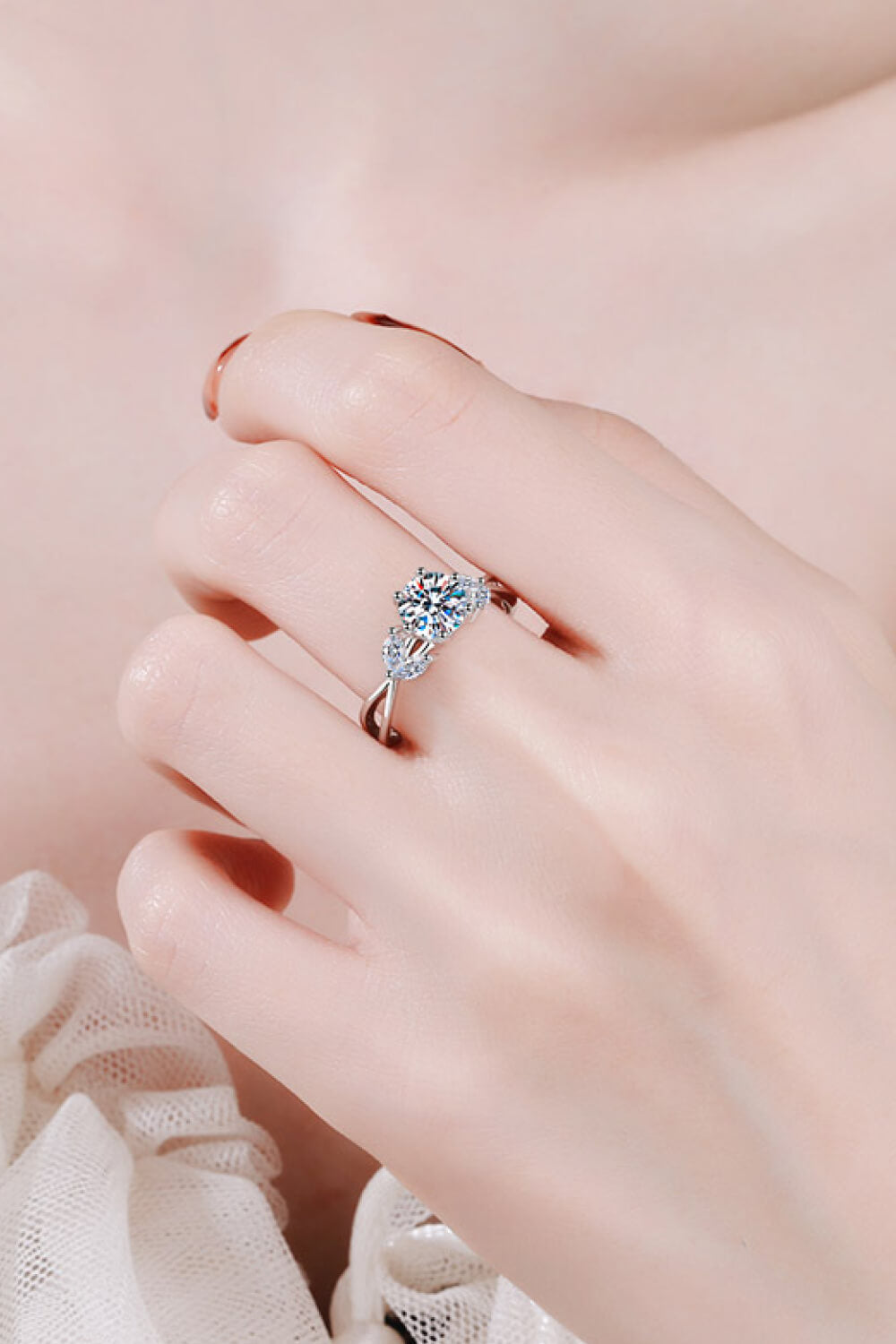 Come With Me 1 Carat Brilliant Round Cut Sparkala™ Moissanite Ring (Rhodium Over Pure Sterling Silver)