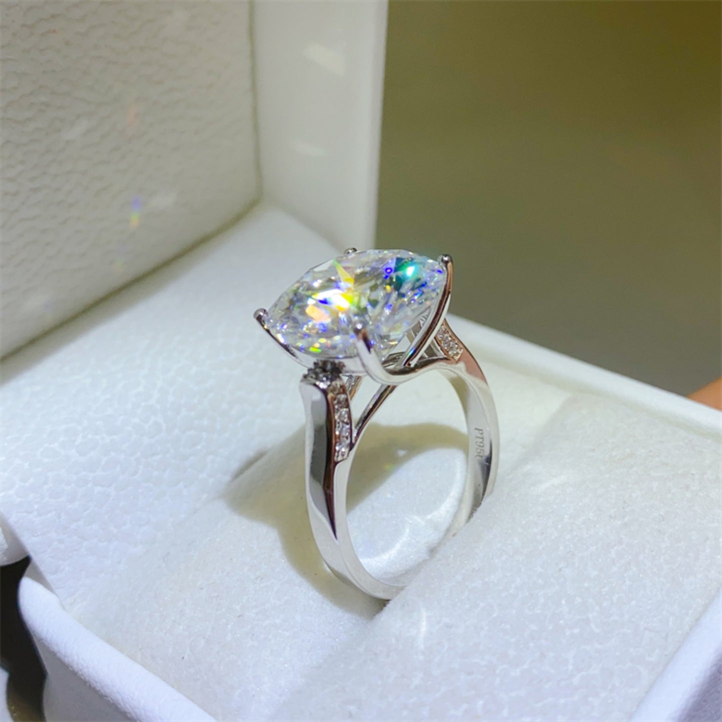 10 Carat Round Brilliant Cut Moissanite Pure Sterling Silver Ring - Sparkala