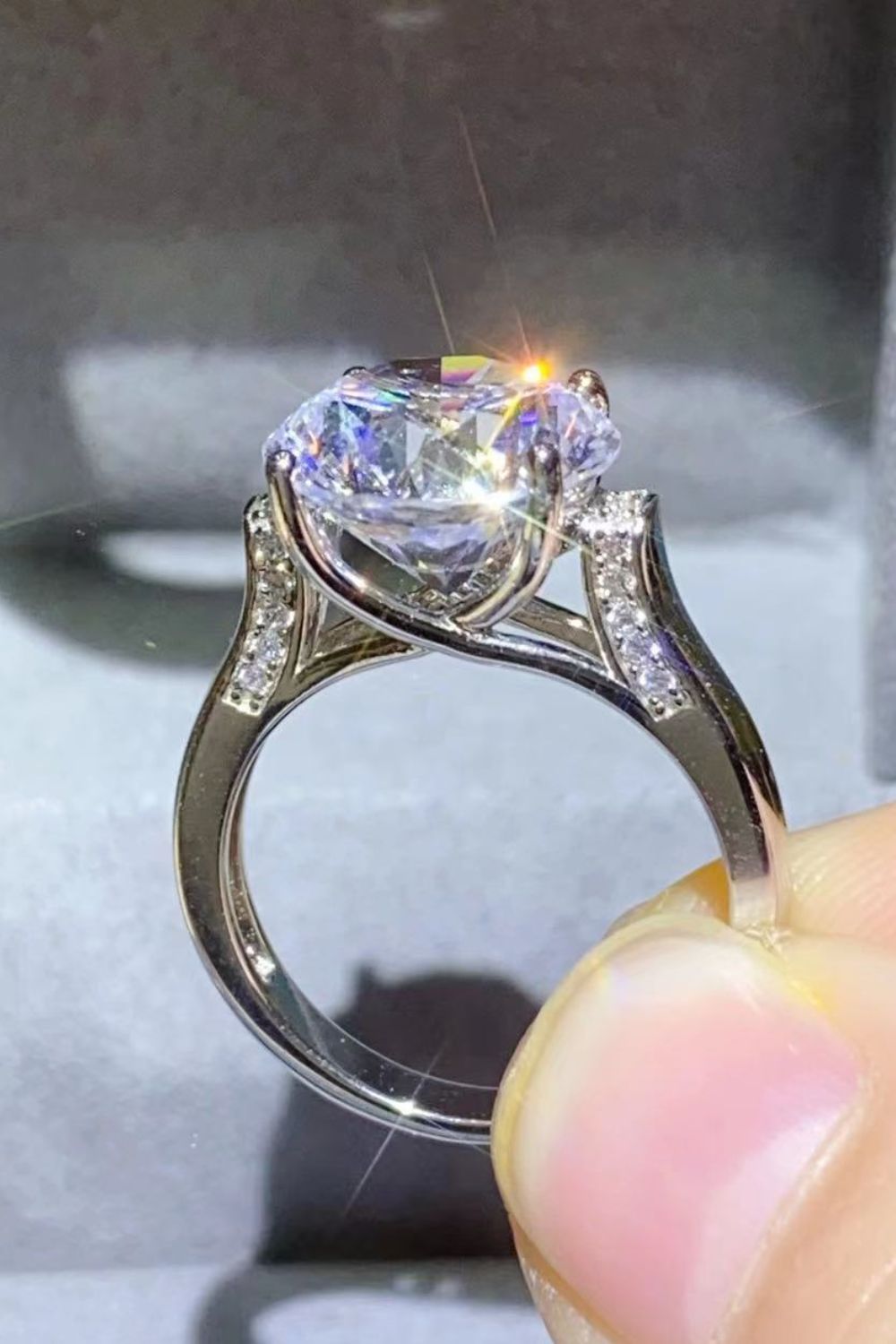 5 Carat Brilliant Round Cut Sparkala™ Moissanite Platinum-Plated Ring