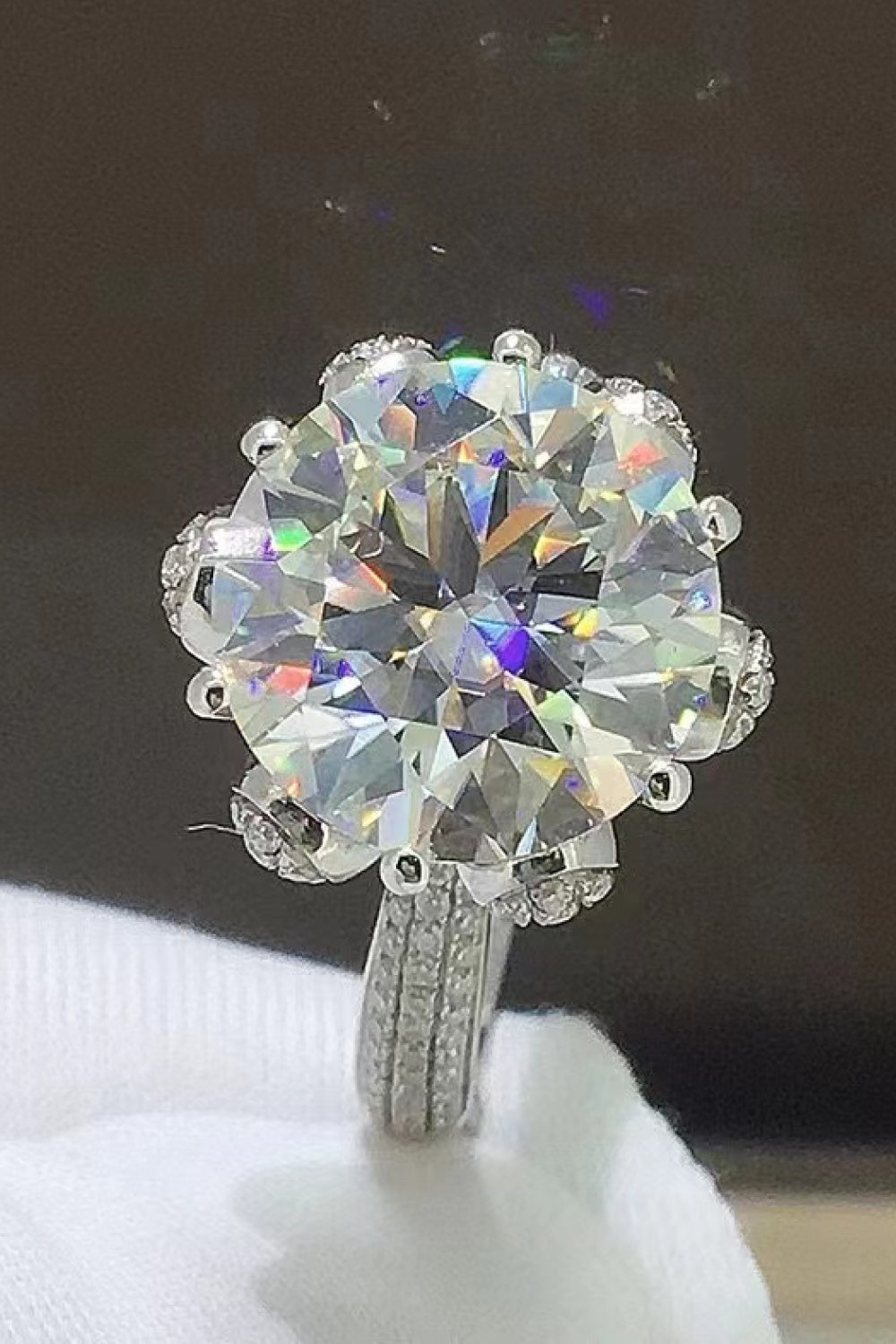 5 Carat Round Brilliant Cut Moissanite Side Stone Ring - Sparkala