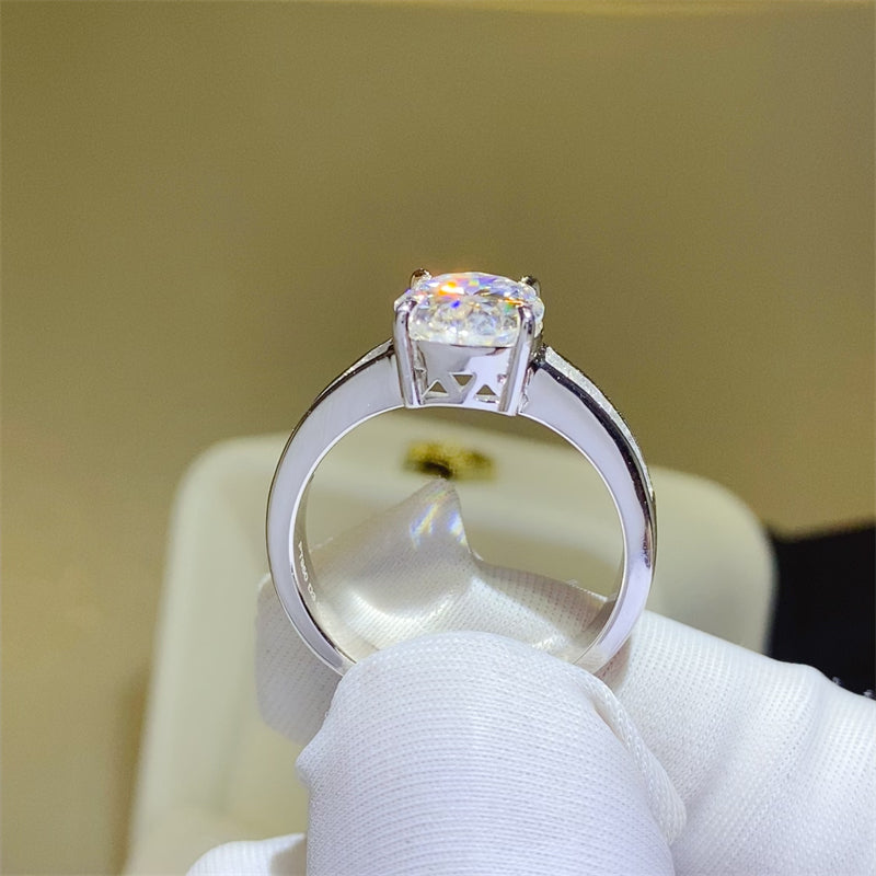 3 Carat Oval-Cut Moissanite Pure Sterling Silver Ring - Sparkala