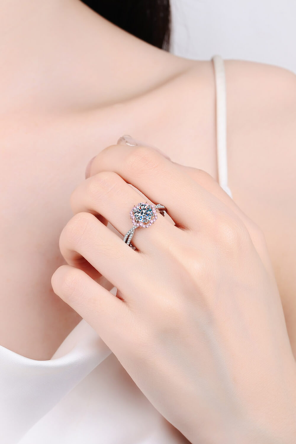 1 Carat Pink Round Brilliant Cut Moissanite Flower-Shaped Crisscross 925 sterling silver Ring - Sparkala