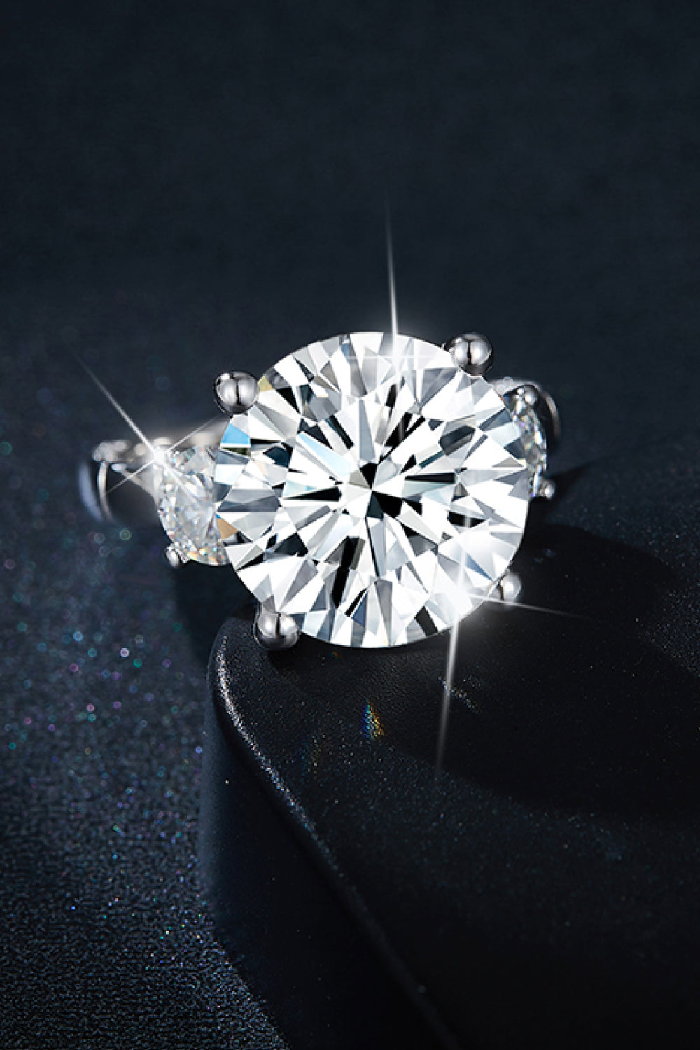 8.6 Carat Brilliant Round Cut Sparkala™ Moissanite 3 stone Ring (Platinum Over Pure Sterling Silver)
