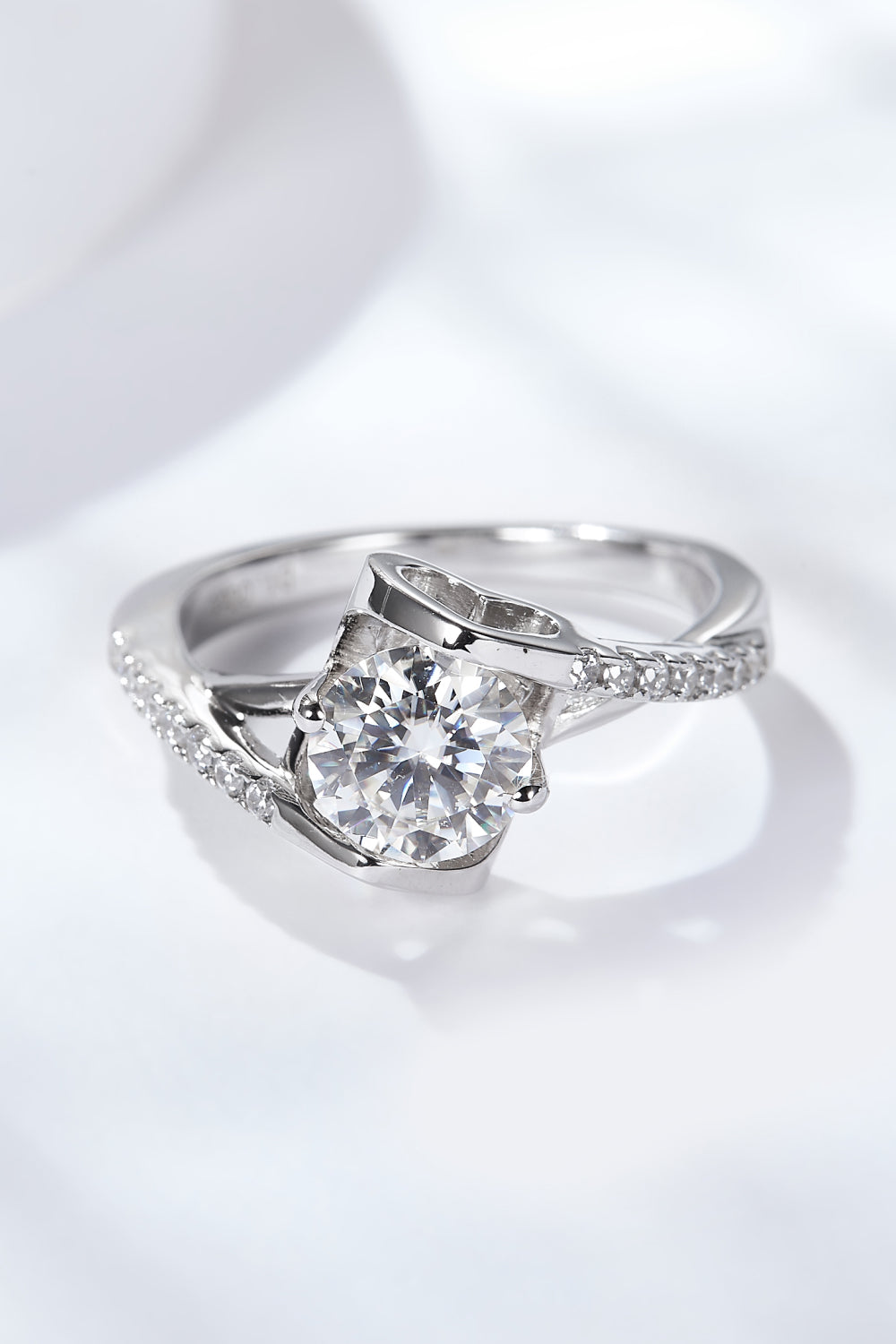 Limitless Love Brilliant Round Cut Sparkala™ Moissanite Ring (Platinum Over Pure Sterling Silver)