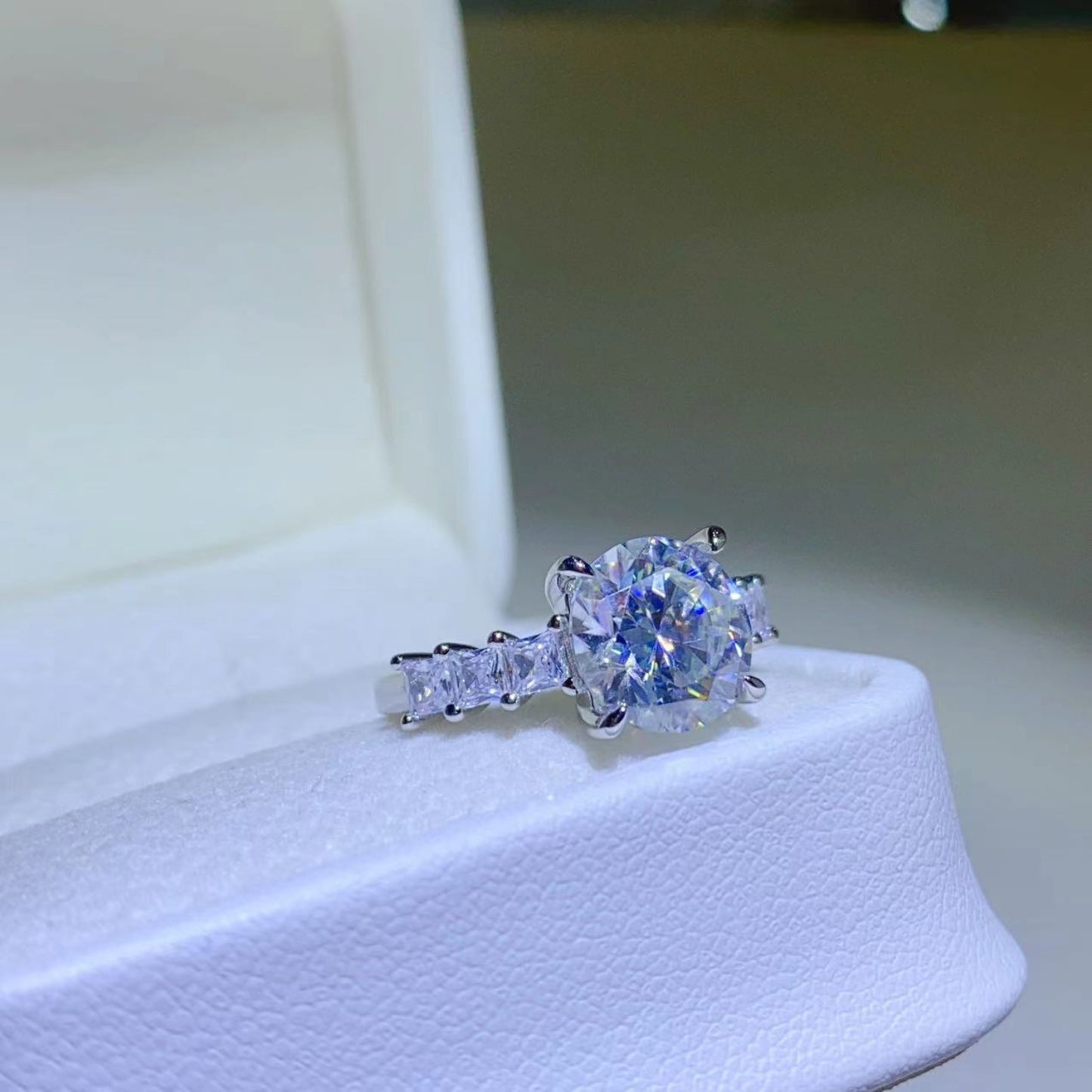 3 Carat Round Brilliant Cut Moissanite Pure Sterling Silver Ring - Sparkala