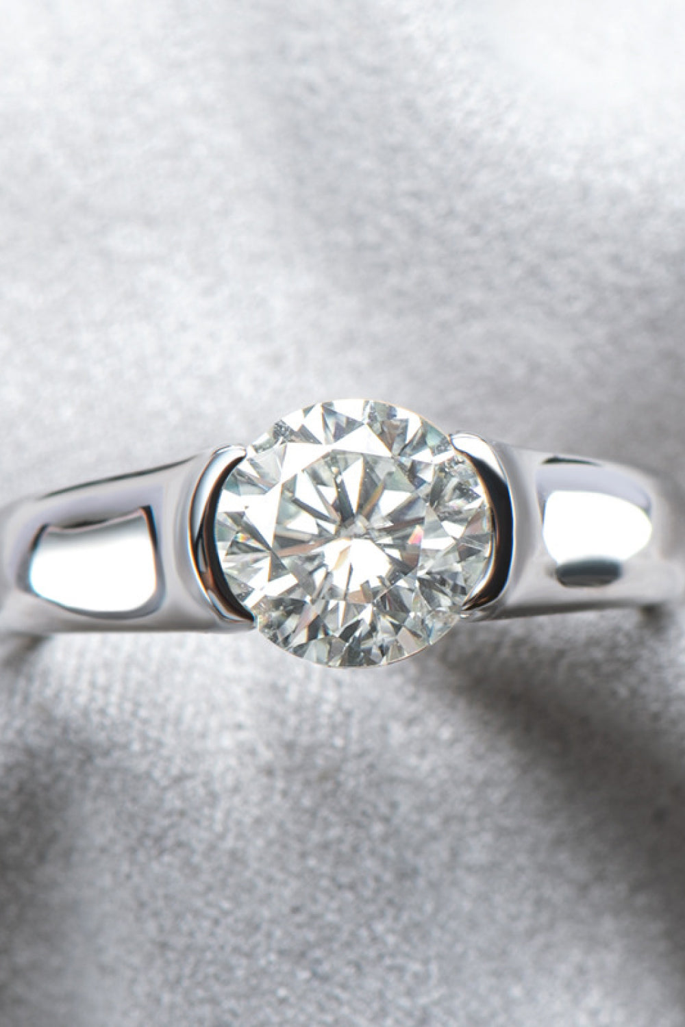 Looking Good 2 Carat Brilliant Round Cut Sparkala™ Moissanite Platinum Over Pure Sterling Silver Ring