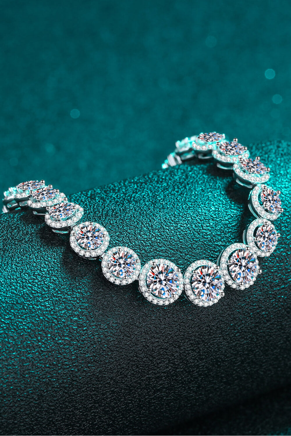 10.4 Carat Brilliant Round Cut Sparkala™ Moissanite Tennis Bracelet (Rhodium Over Pure Sterling Silver)