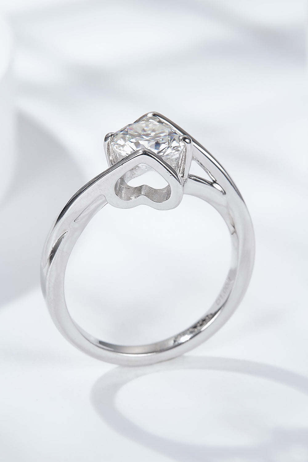 Get What You Need 1 Carat Round Brilliant Cut Moissanite Ring - Sparkala