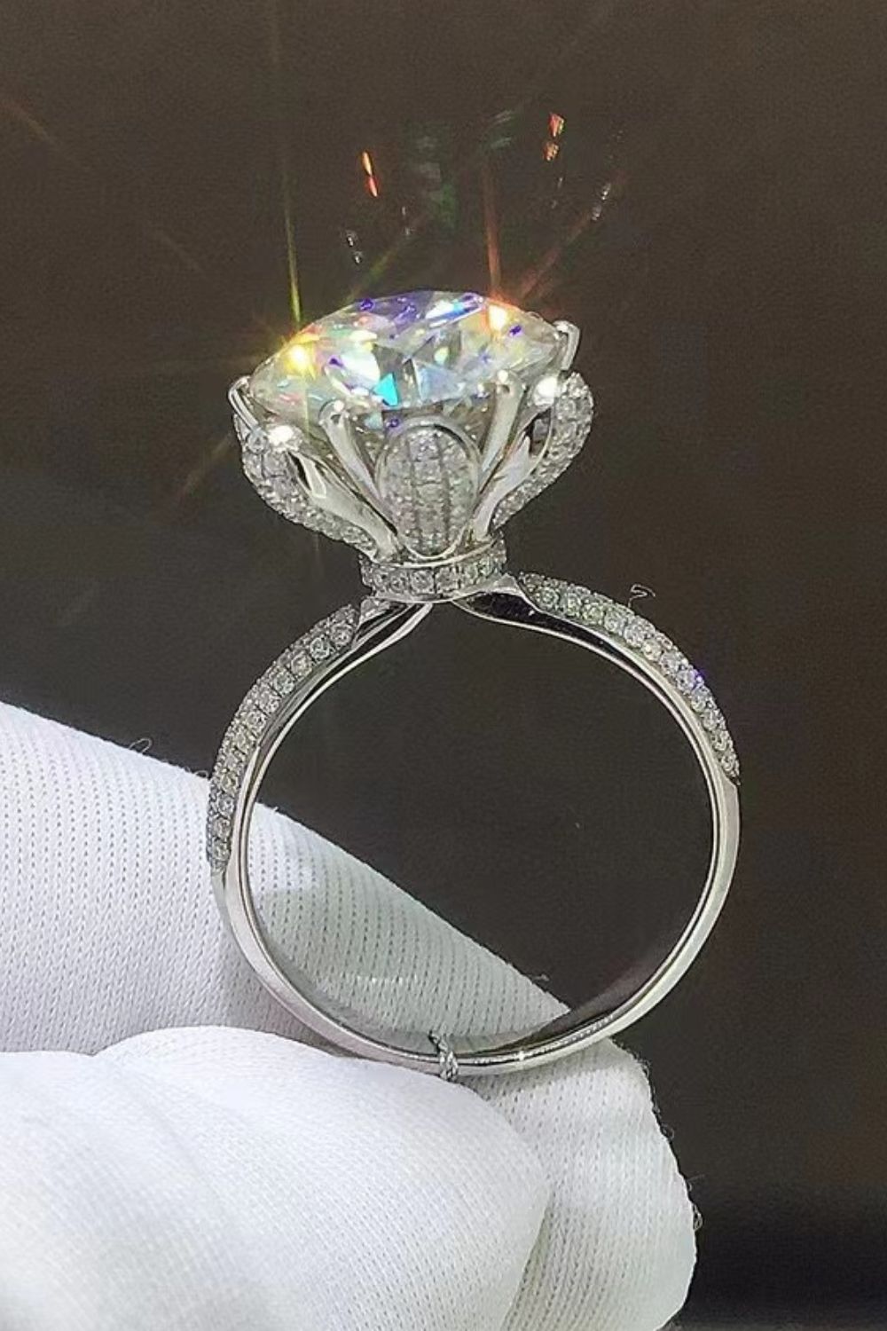 5 Carat Round Brilliant Cut Moissanite Side Stone Ring - Sparkala