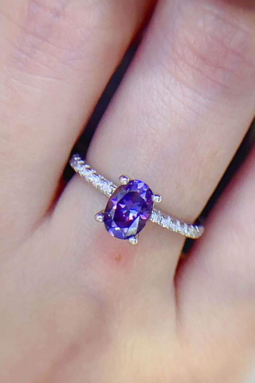 1 Carat Purple Purple Oval-Cut Moissanite 4-Prong Ring (Platinum Over Pure Sterling Silver) - Sparkala