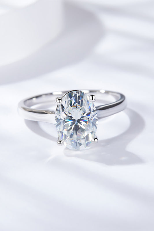 2.5 Carat Oval-Cut Moissanite Solitaire Ring - Sparkala