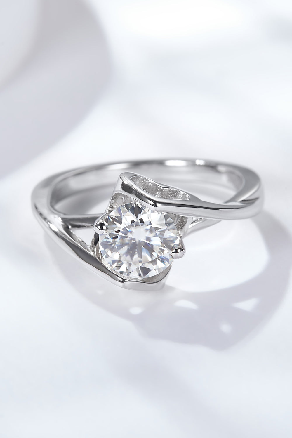 Get What You Need 1 Carat Round Brilliant Cut Moissanite Ring - Sparkala