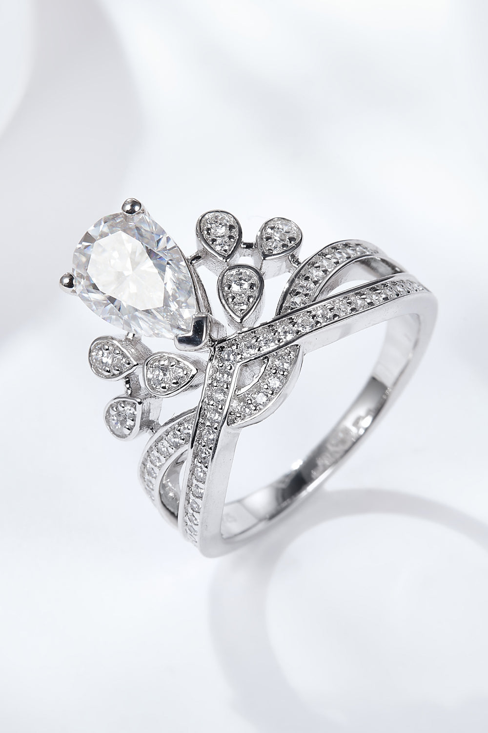 1.5 Carat Moissanite Crown-Shaped Ring (Platinum Over Pure Sterling Silver) - Sparkala