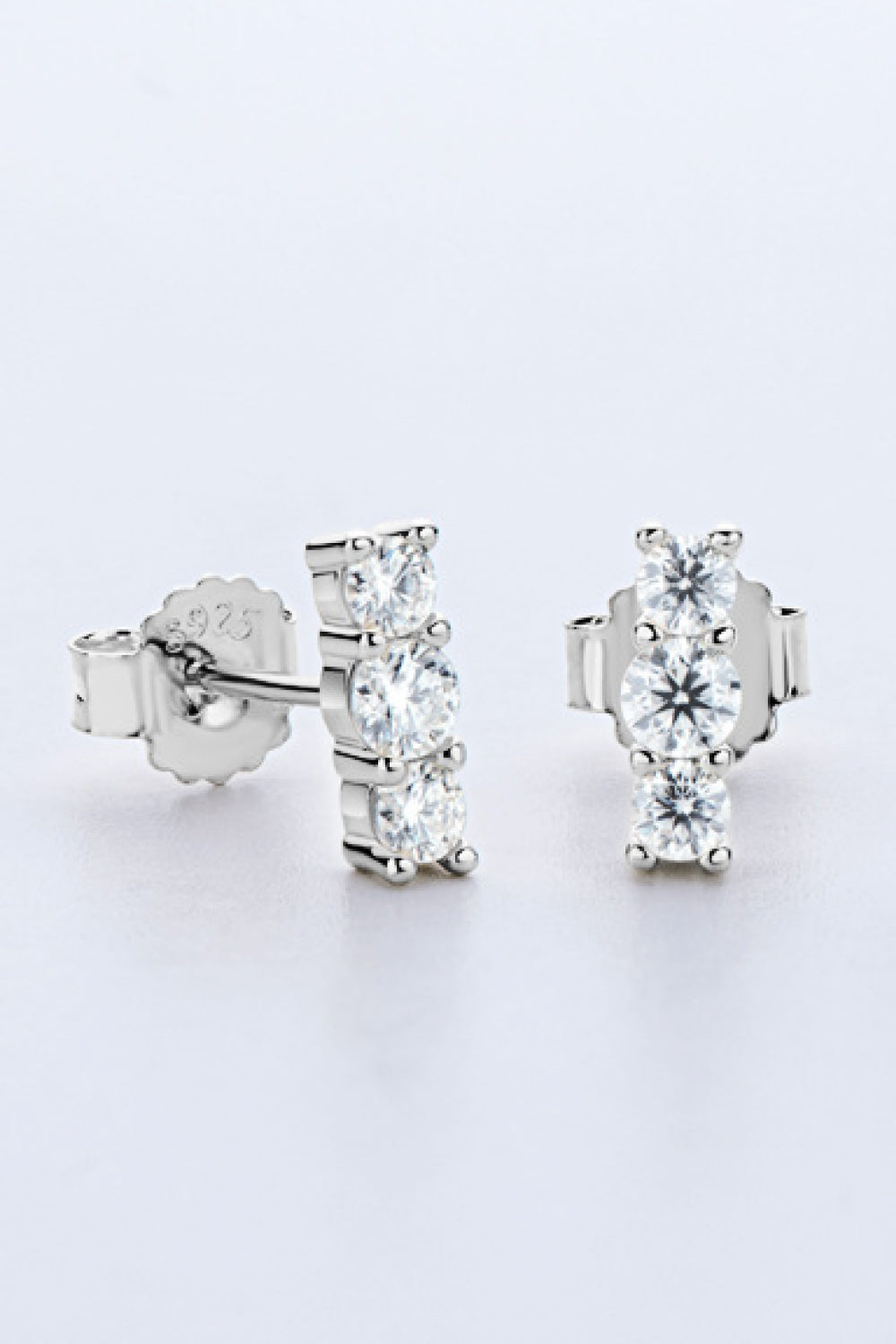 Heartbeat Rhythm 925 Sterling Silver Moissanite Stud Earrings (Platinum-Plated Fine Silver) - Sparkala