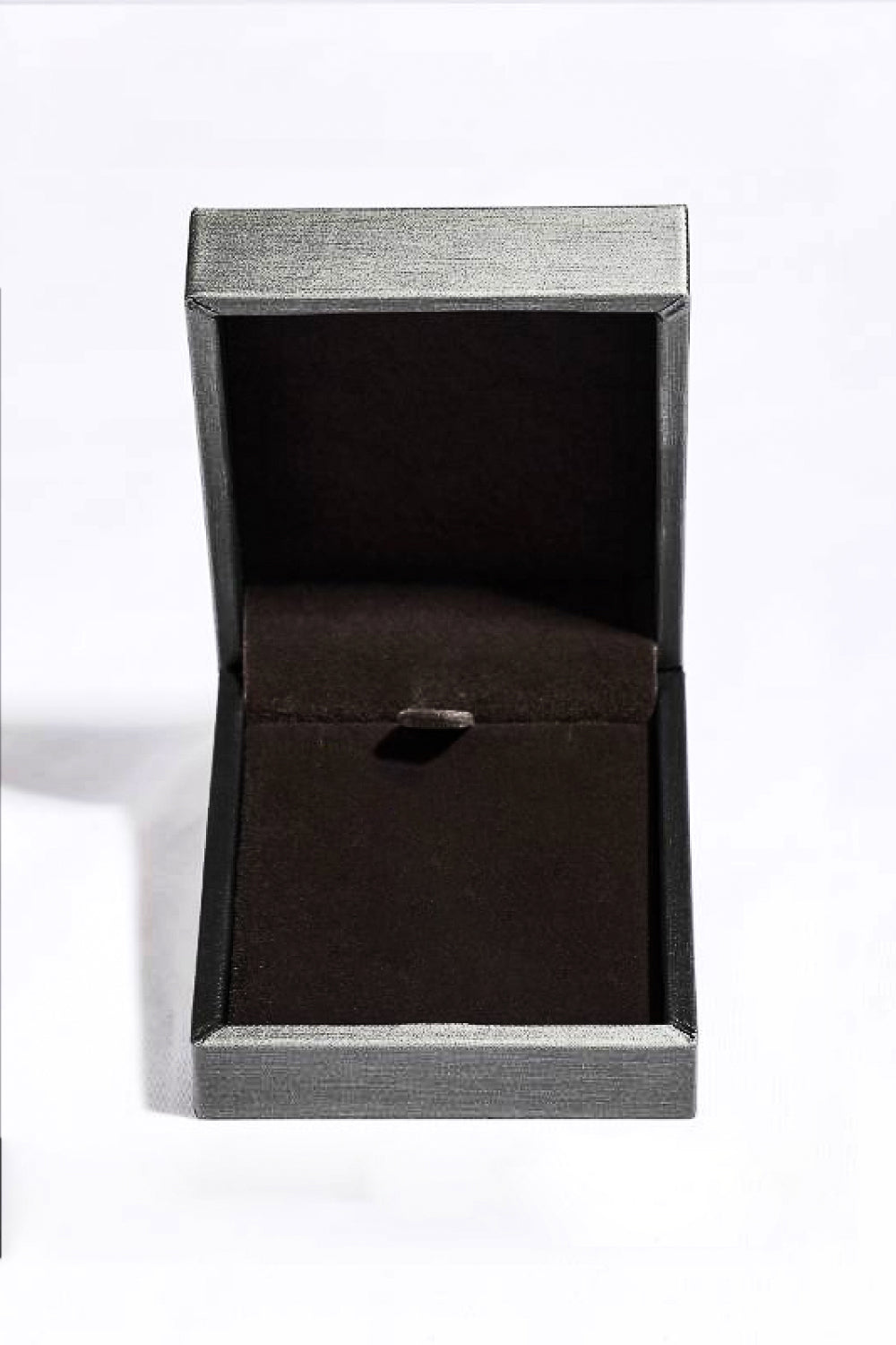 Moissanite Four Leaf Clover Pendant Necklace (Platinum-Plated Fine Silver)